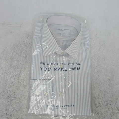 BAGGED CHARLES TYRWHITT NON-IRON SLIM FIT STRIPED SHIRT SIZE 15.5/34"