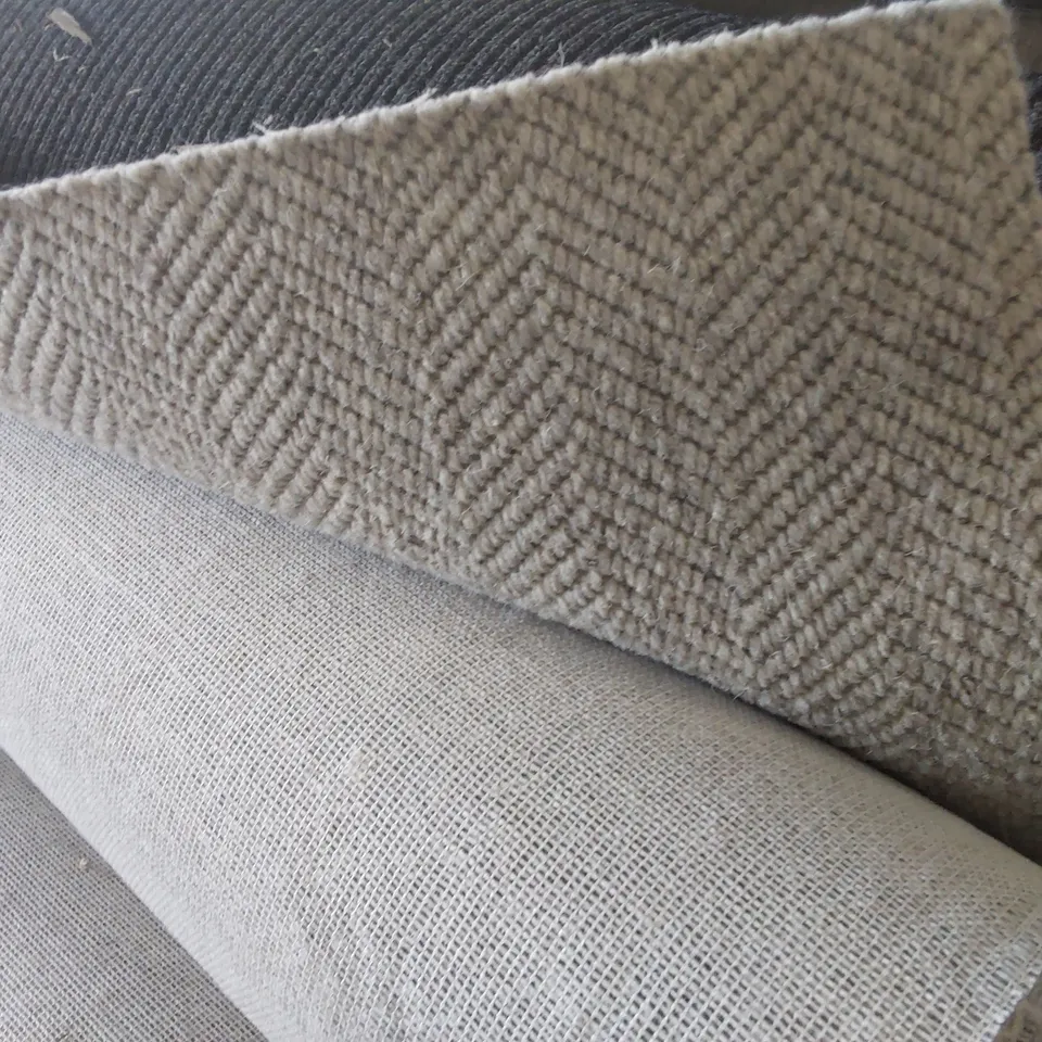 ROLL OF QUALITY LAKELAND WEAVE WINDERMERE HERD FLAT CARPET - APPROXIMATELY 4 x 4.55m