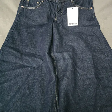 BERSHKA WIDE LOW WAIST JEANS IN DARK BLUE SIZE 34