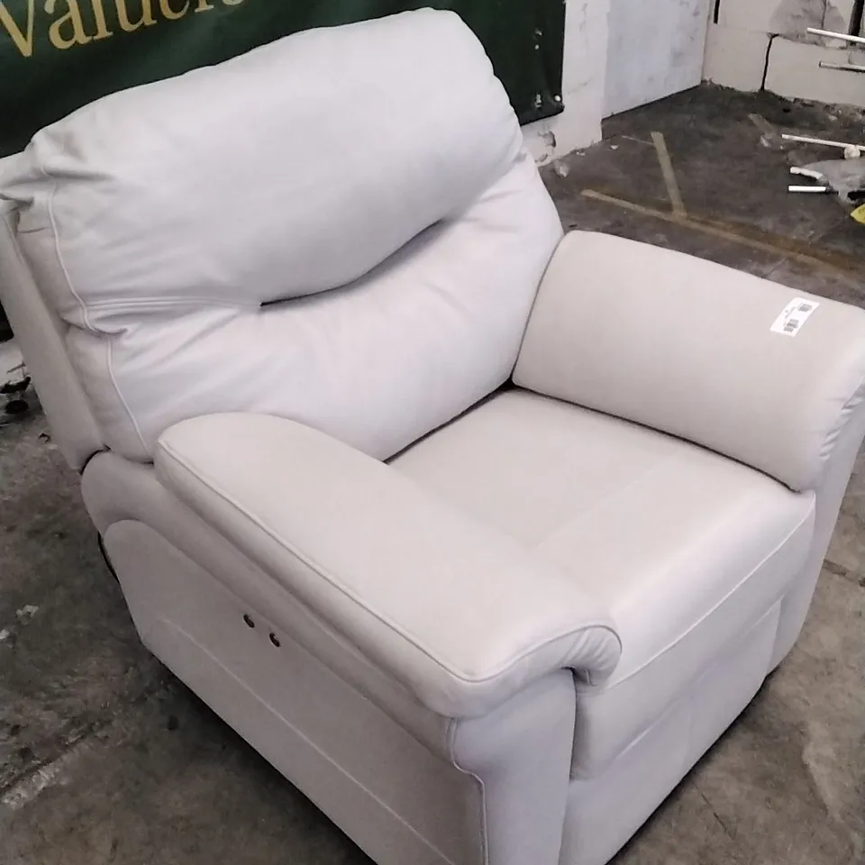 QUALITY BRITISH DESIGNED & MANUFACTURED G PLAN WASHINGTON 18 POWER RECLINER ARMCHAIR CAPRI CHALK LEATHER