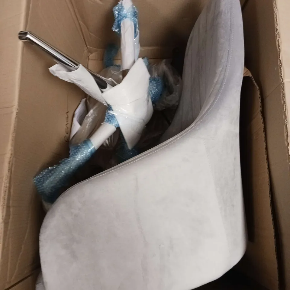 BOXED MOLBY FABRIC OFFICE CHAIR - GREY CHROME RRP £139