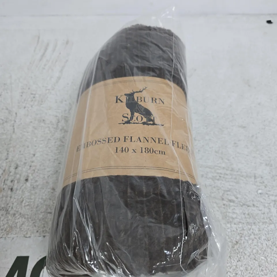 KILBURN SCOTT EMBOSSED FLANNEL FLEECE THROW 140 X 180CM
