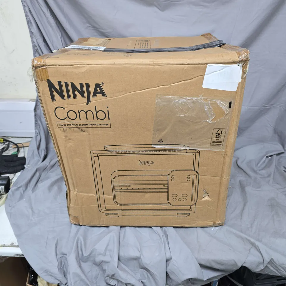 OUTLET NINJA MULTIFUNCTION OVEN & AIR FRYER 