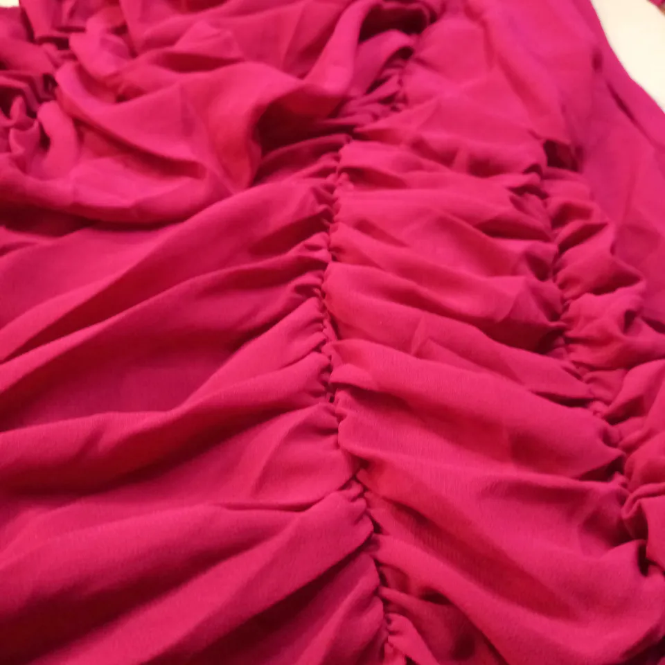 BOOHOO BERRY MES RUCHED DETAIL PLUGE MIDI DRESS - SIZE 8