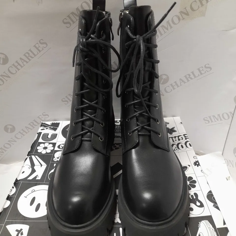 KOI ANCHOR BLACK PU MILITARY LACE UP BOOTS - SIZE 7