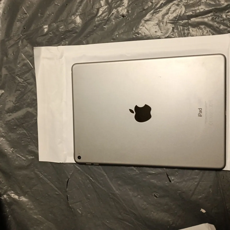 APPLE IPAD AIR 2 A1566