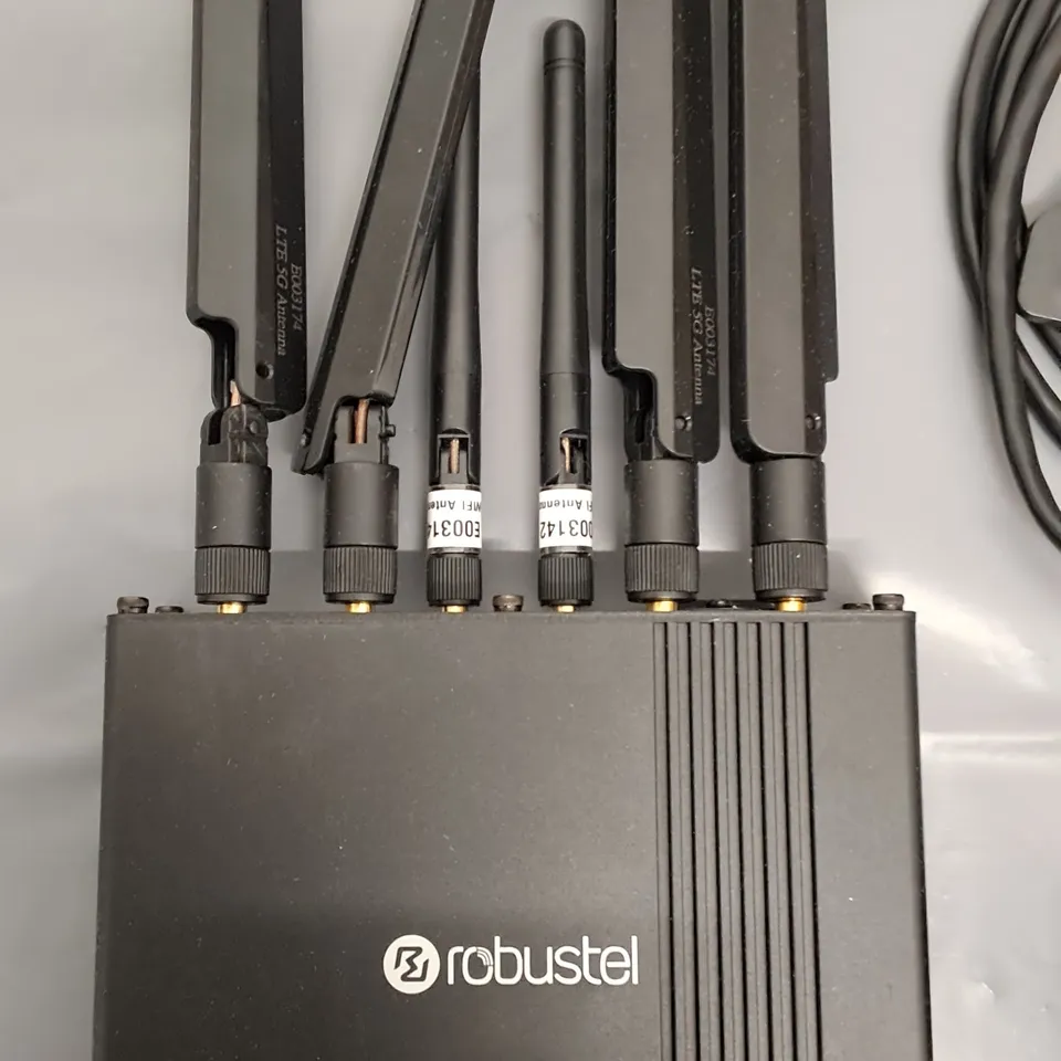 ROBUSTEL R5020 LITE ROUTER