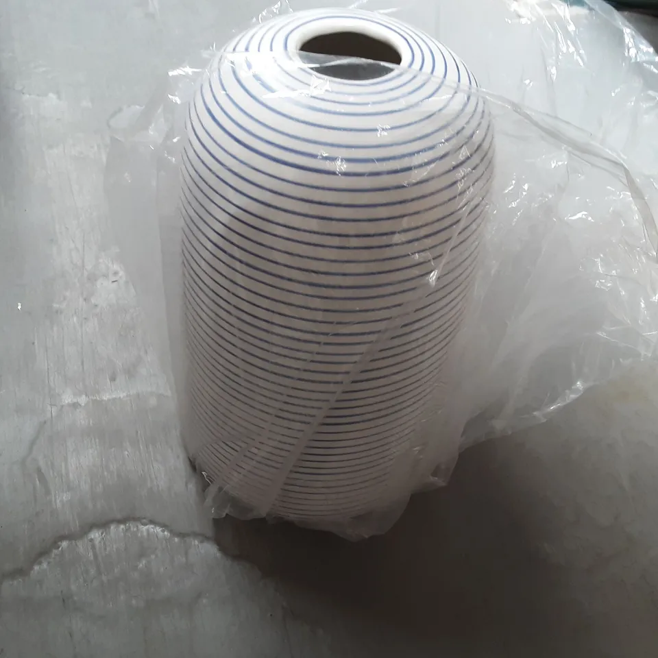 CEILING HANGING LAMP, CERAMIC STRIPED SHADE