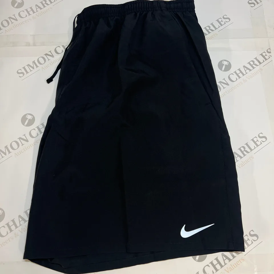 NIKE DRI-FIT 7” SHORTS IN BLACK SIZE XL