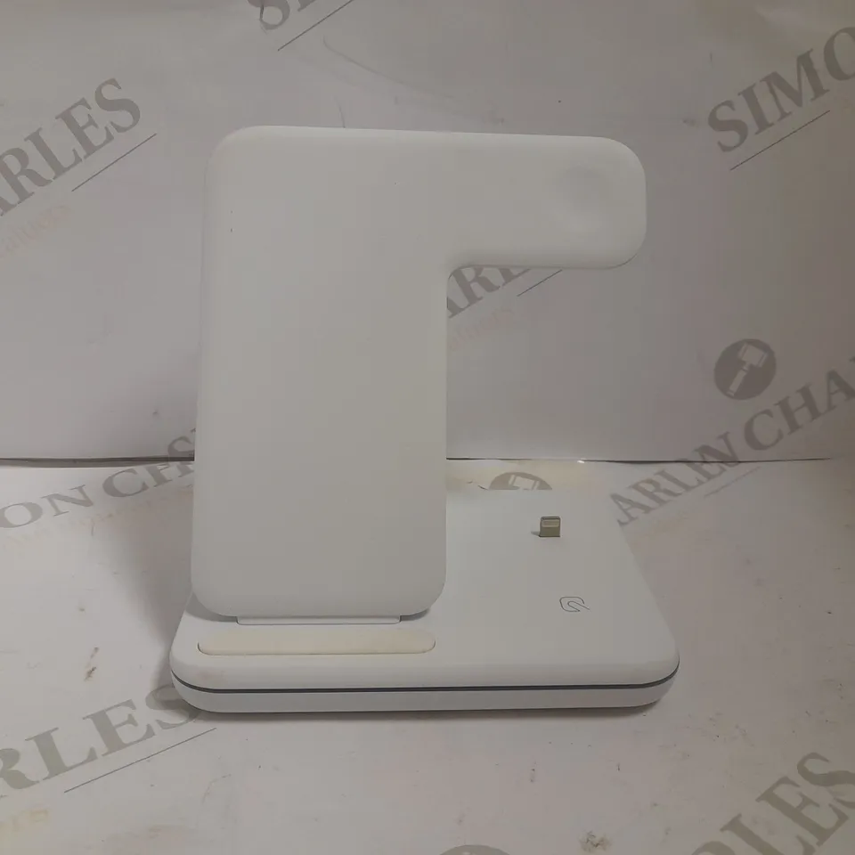 3-IN-1 FAST WIRELESS CHARGER - WHITE