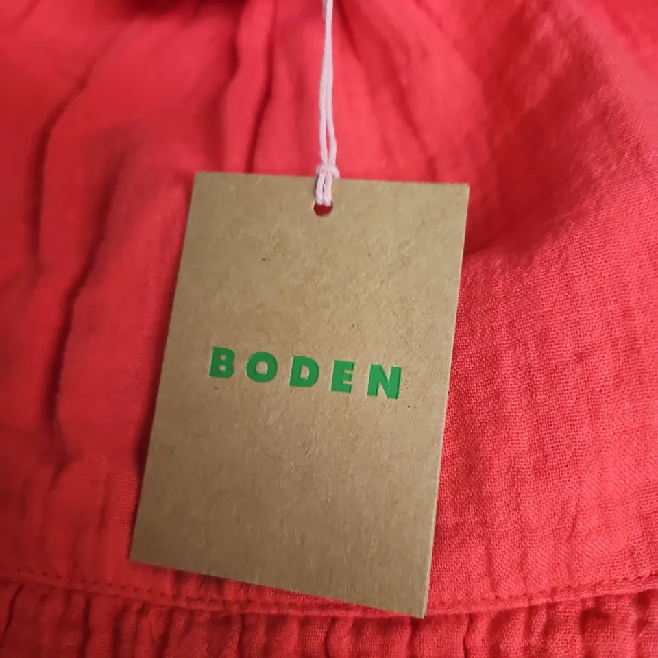 BODEN RED TIERED WOMEN'S GARMENT SIZE UNSPECIFIED 