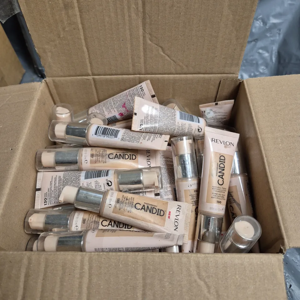 APPROXIMATELY 60 REVLON CANDID NATURAL FINISH ANTI-POLLUTION FOUNDATION - SHADE 130 - 22ML