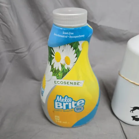 LOT OF APPROXIMATELY 12 ASSORTED LIQUID ITEMS TO INCLUDE: COLOUR BOOSTER AND BIO ACTIVATOR FOR PET ODORS 