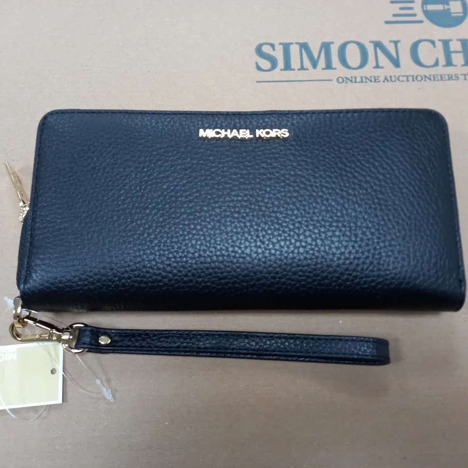 MICHAEL KORS JET SET BLACK PURSE