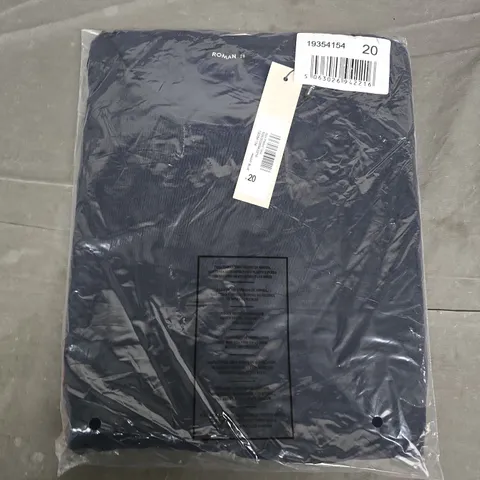 BAGGED ROMAN SIDE PRINTED TUNIC IN NAVY - SIZE 20