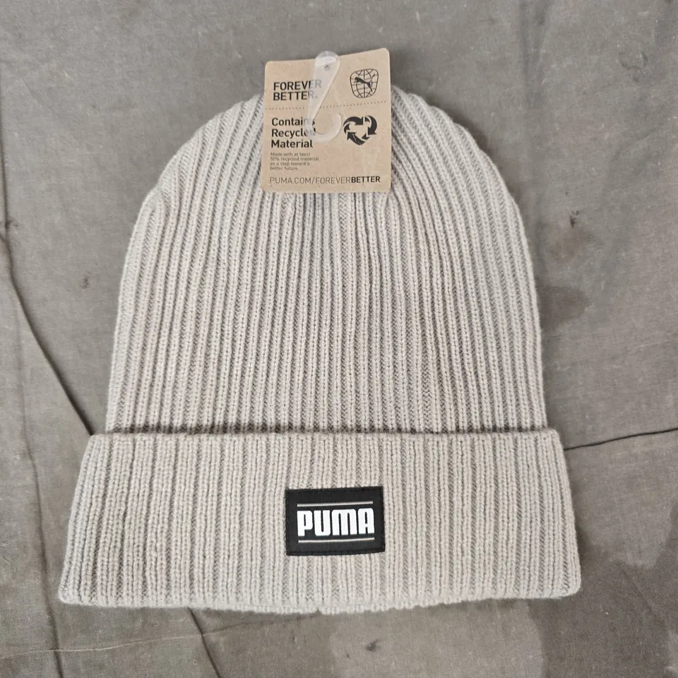 PUMA BEANIE HAT IN GREY