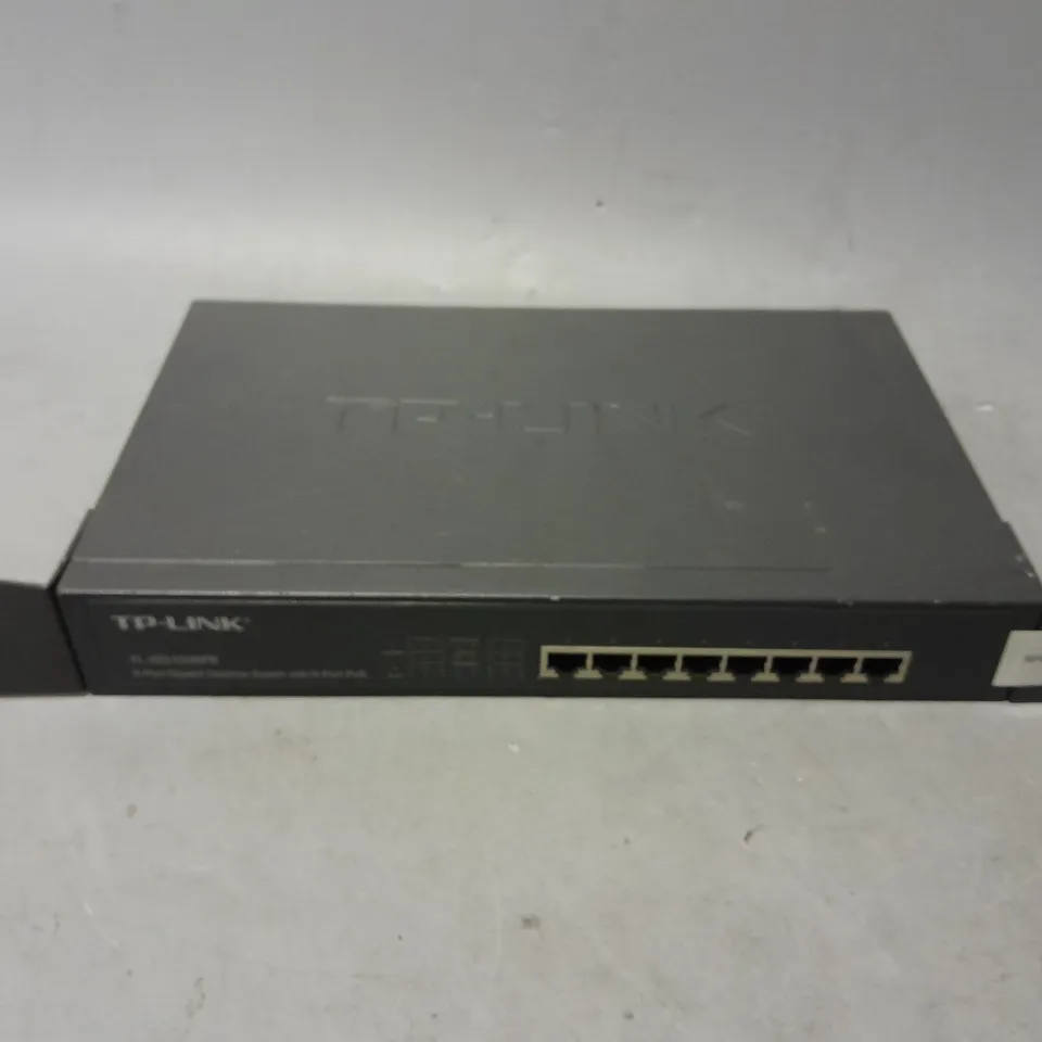 TP-LINK 8-PORT GIGABIT DESKTOP SWITCH 