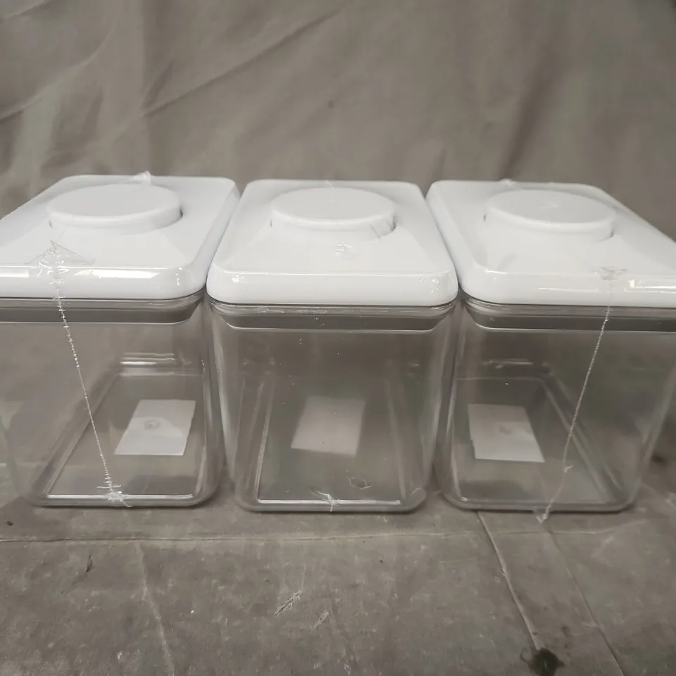 SET OF 3 CLEAR GLASS STORAGE JARS WITH WHITE LIDS