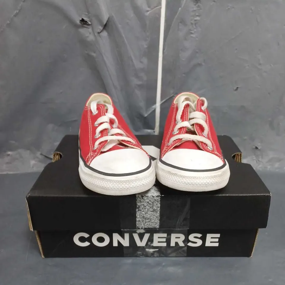 BOXED CONVERSE CHUCK TAYLOR ALL STAR INFANT TRAINERS SIZE 9