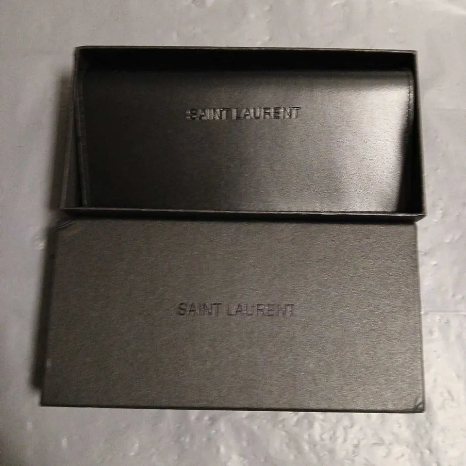 BOXED SAINT LAURENT WHITE FRAMED GLASSES