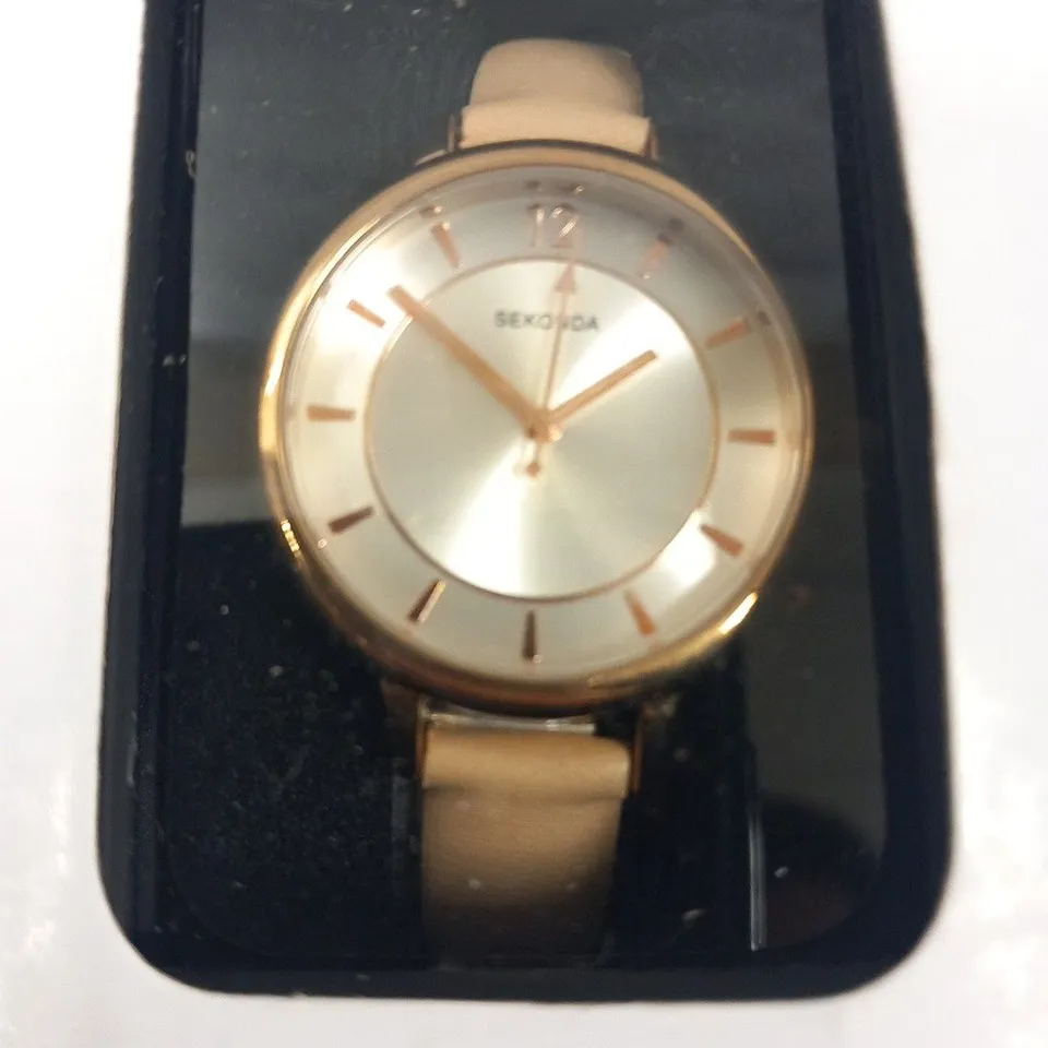 BOXED SEKONDA WRIST WATCH