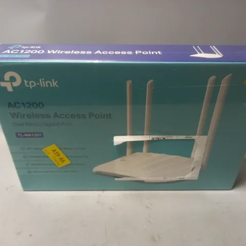 BOXED AND SEALED AC1200 WIRELESS ACCESS POINT DUAL BAND / GIGABIT PORT