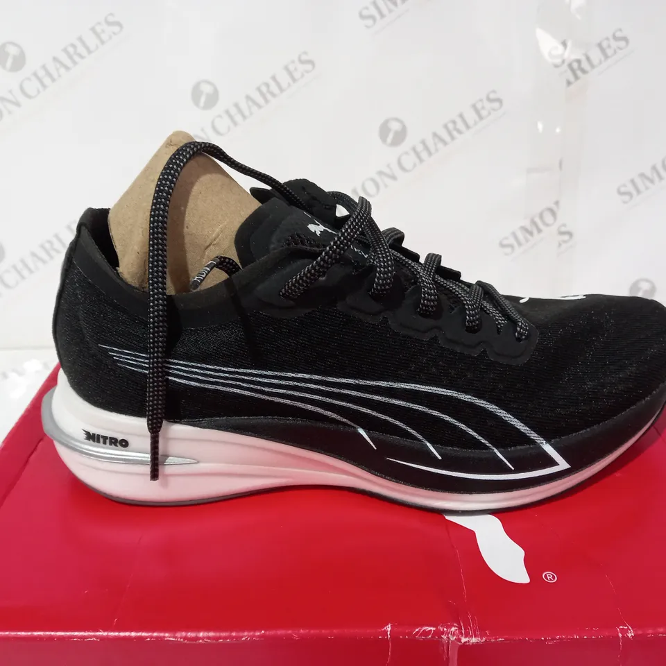 PUMA DEVIATE NITRO LD24 BLACK/WHITE SIZE 6