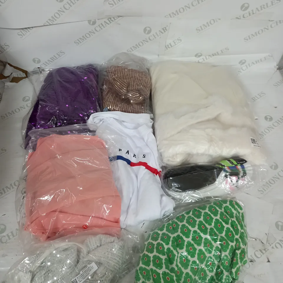 BOX OF APPROXIMATELY 18 ASSORTED ITEMS TO INCLUDE - DRESSES , JUMPERS , AND  T-SHIRTS ETC