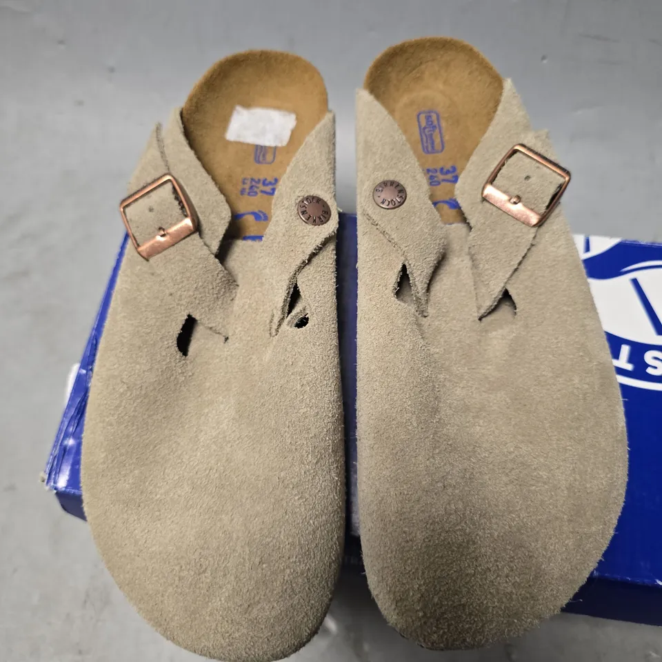 BOXED BIRKENSTOCK GREY SUEDE SIZE 37