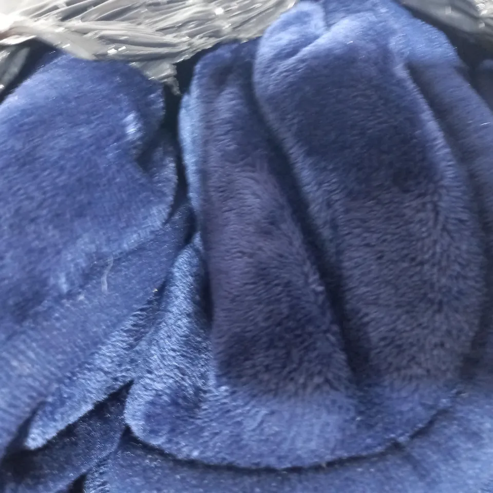 COZEE HOME HEATED NAVY THROW
