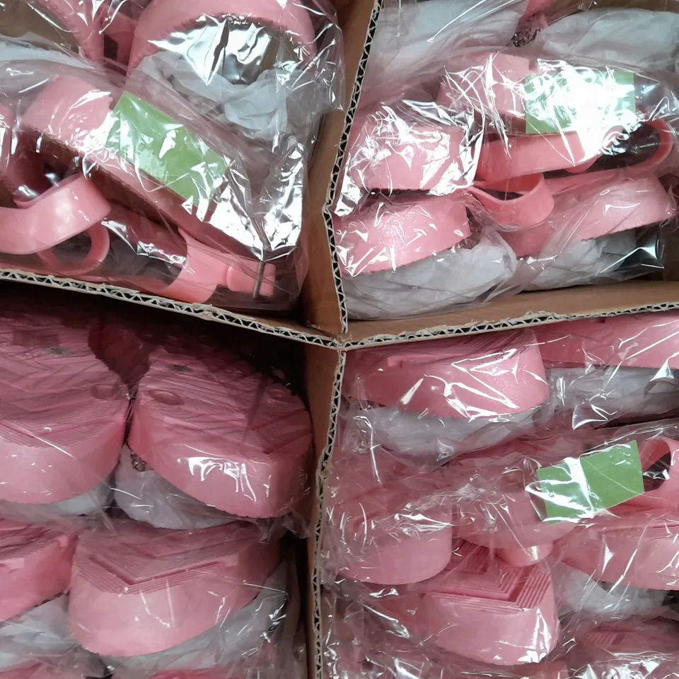 BOX OF APPROXIMATELY 15 PAIRS OF SAVANNAH OPEN TOE SANDALS IN PINK W. GLITTER EFFECT - VARIOUS SIZES