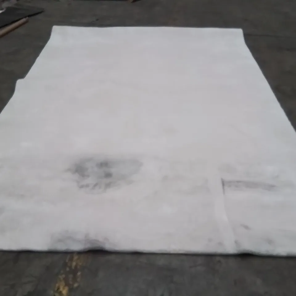 QUALITY DESIGNER AREA RUG - APPROXIMATELY 290X200CM