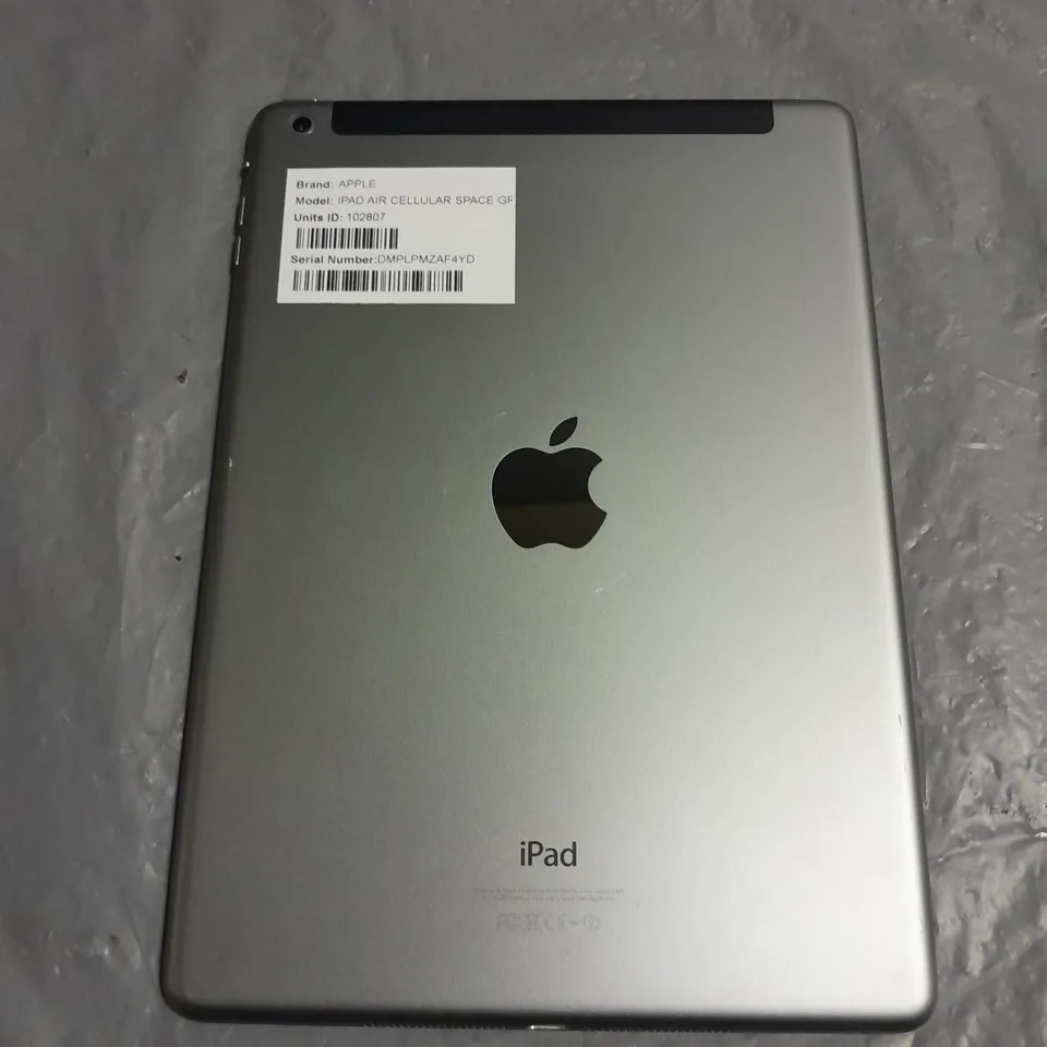 UNBOXED APPLE IPAD AIR CELLULAR IN SPACE GRAY - A1475