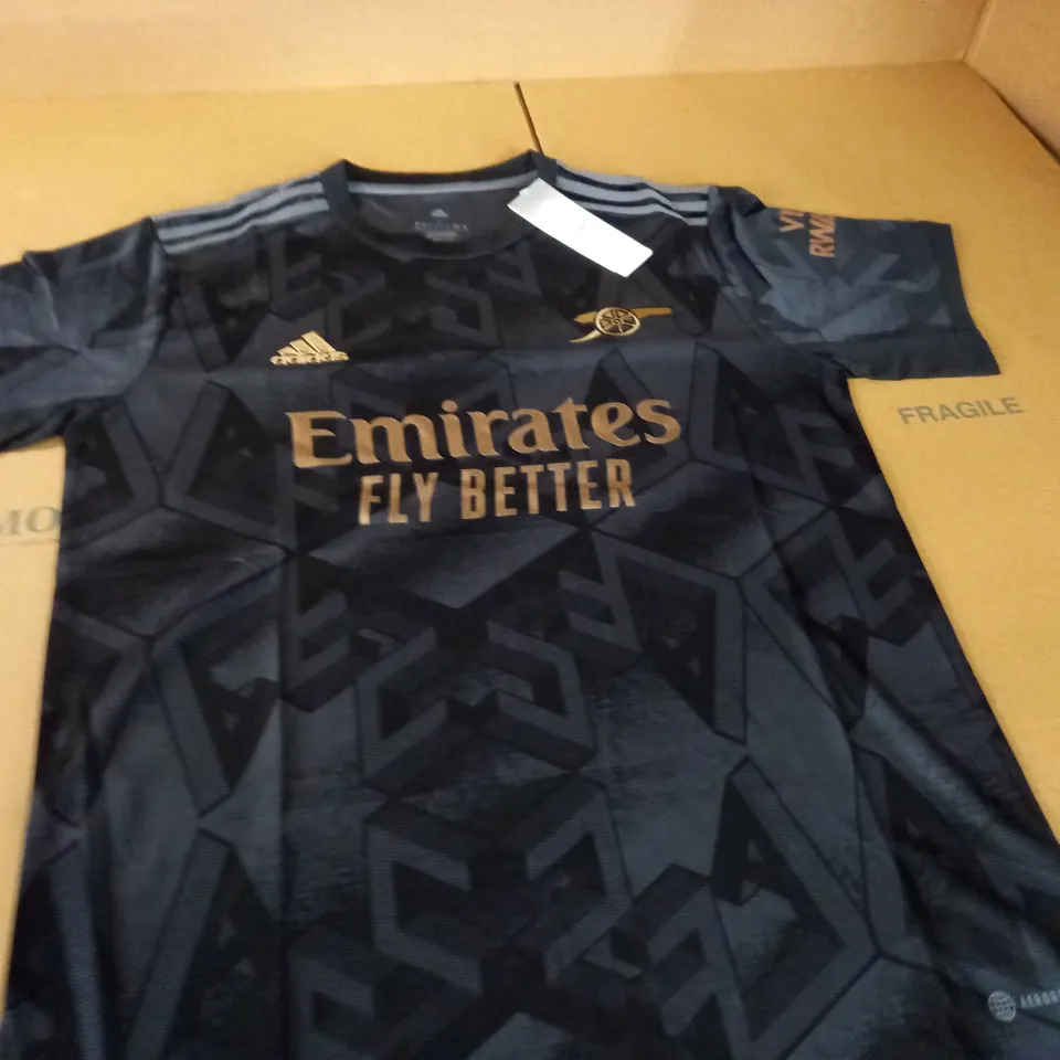 ARSENAL FOOTBALL JERSEY IN BLACK - L