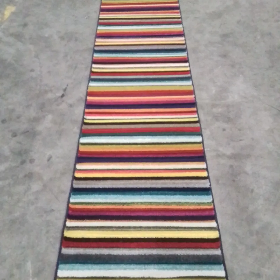 QUALITY DESIGNER AREA RUG - APPROXIMATELY 300X70CM