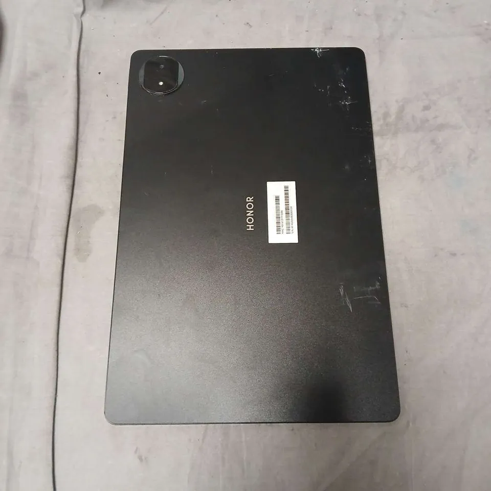 HONOR TABLET – BLACK