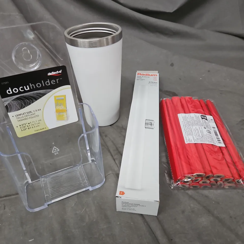 APPROXIMATELY 10 ASSORTED HOUSEHOLD ITEMS TO INCLUDE DRINKS CONTAINER, PENCILS, LED LIGHTS ETC