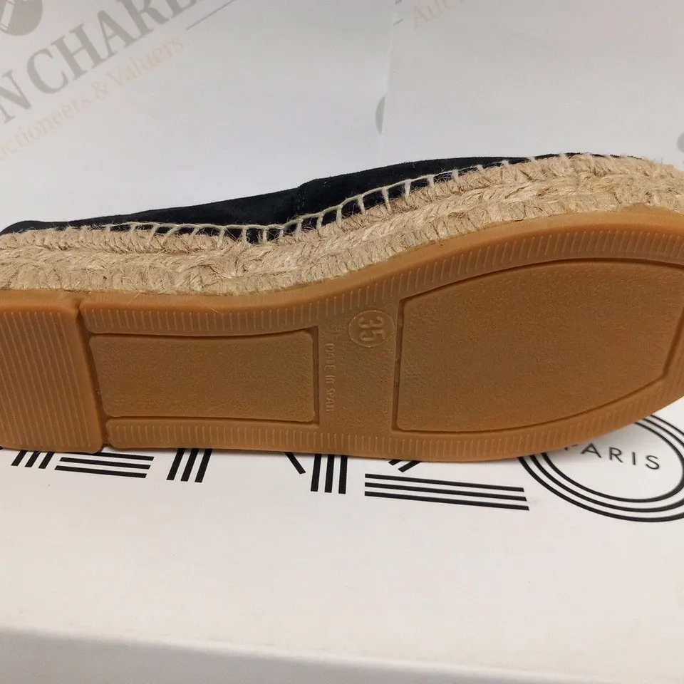 BOXED PAIR OF KENZO ESPARDRILLE BLACK SIZE 35