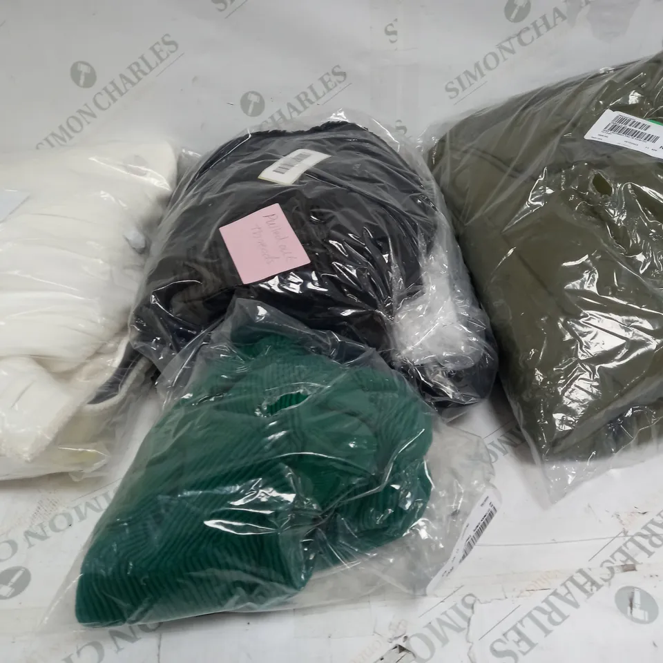 BOX OF APPROXIMATELY 10 ASSORTED CLOTHING ITEMS TO INCLUDE  BIG GREEN COAT, GREEN JUMPER, WHITE WINTER COAT ETC