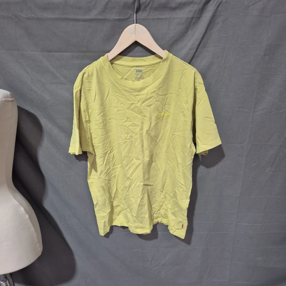 LEVI'S LIME GREEN MEN'S SHORT-SLEEVE T-SHIRT SIZE SMALL