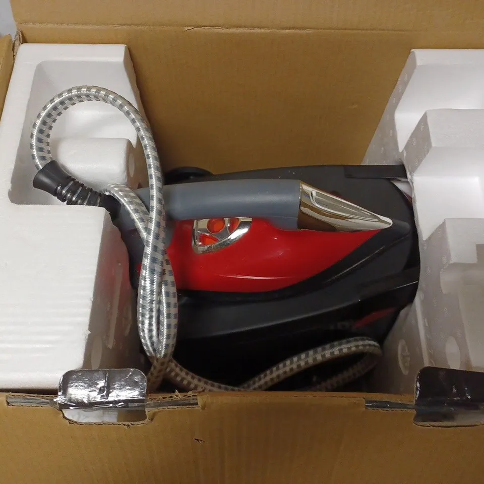 RUSSELL HOBBS QUIET SUPER STEAM PRO IRON
