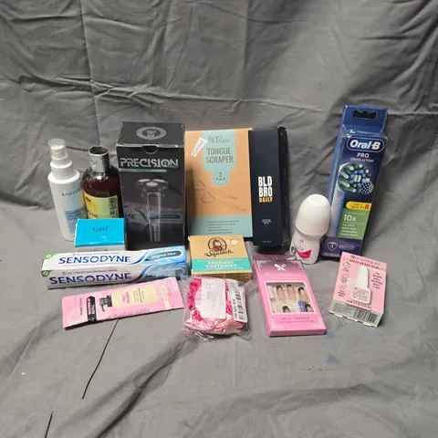 APPROXIMATELY 15 ASSORTED HEALTH & BEAUTY PRODUCTS TO INCLUDE PRECISION PRO SHAVER, BLD BRO DAILY MATTIFYING MOISTURIZER, ORAL B HEADS, ETC  