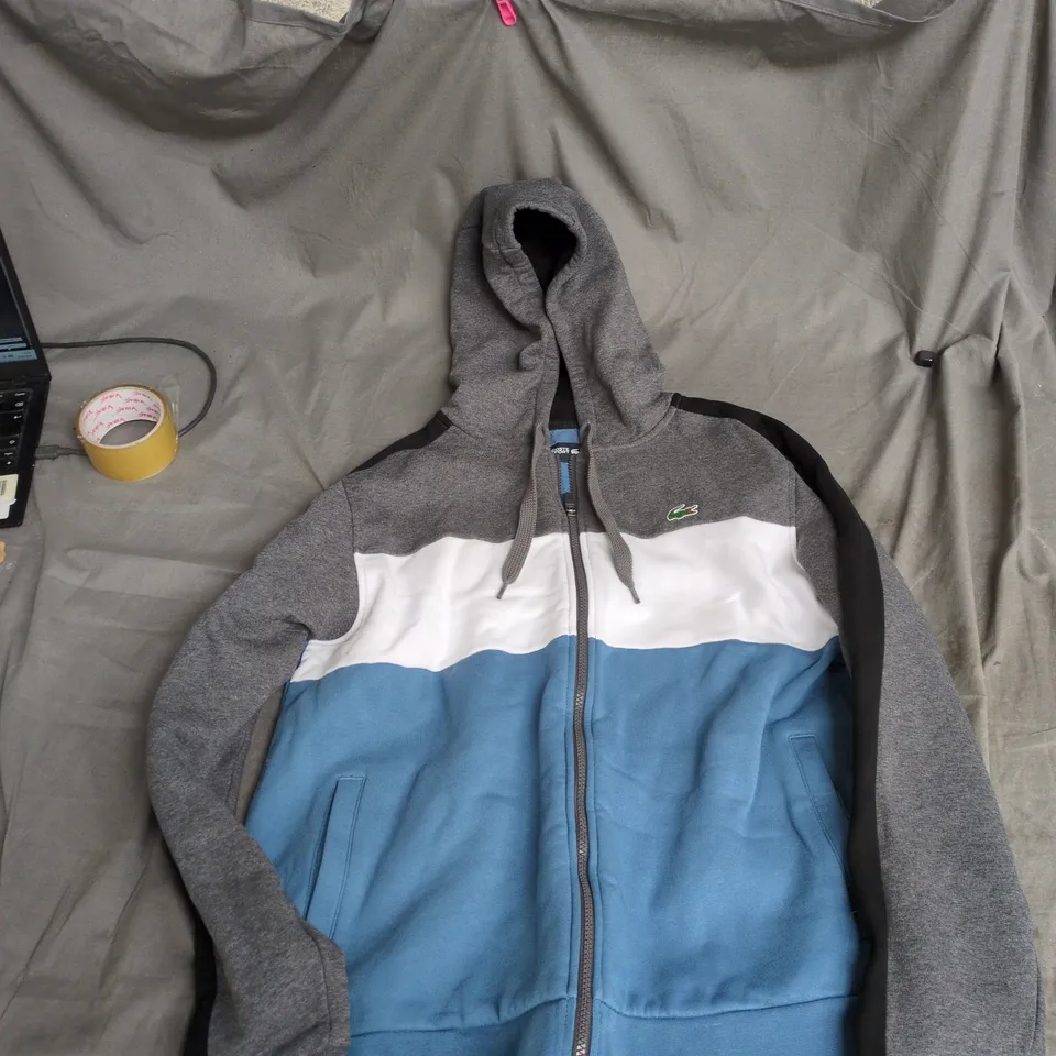 LACOSTE SPORT COLOUR-BLOCK ZIP HOODIE, GREY/WHITE/BLUE – UK XL