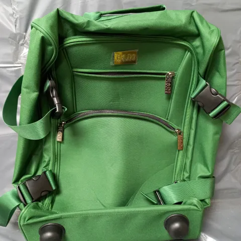HADI LONDON WHEELED TRAVEL CASE IN GREEN