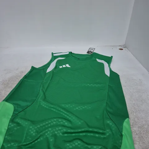 ADIDAS GREEN TRAINING TOP – SIZE L SLIM FIT