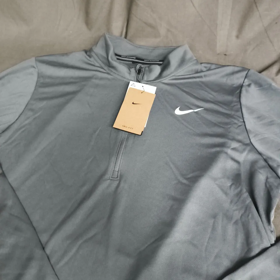 NIKE GREY QUARTER-ZIP TOP – DRI-FIT - LARGE