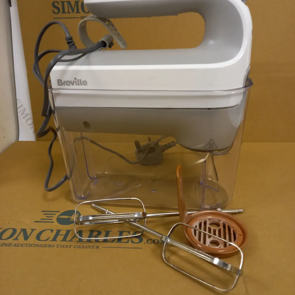 BREVILLE VFM021 HEATSOFT HAND MIXER 
