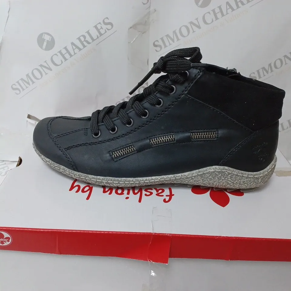 RIEKER LACE ANKLE BOOT BLACK SIZE 7 1/2 - BOXED 