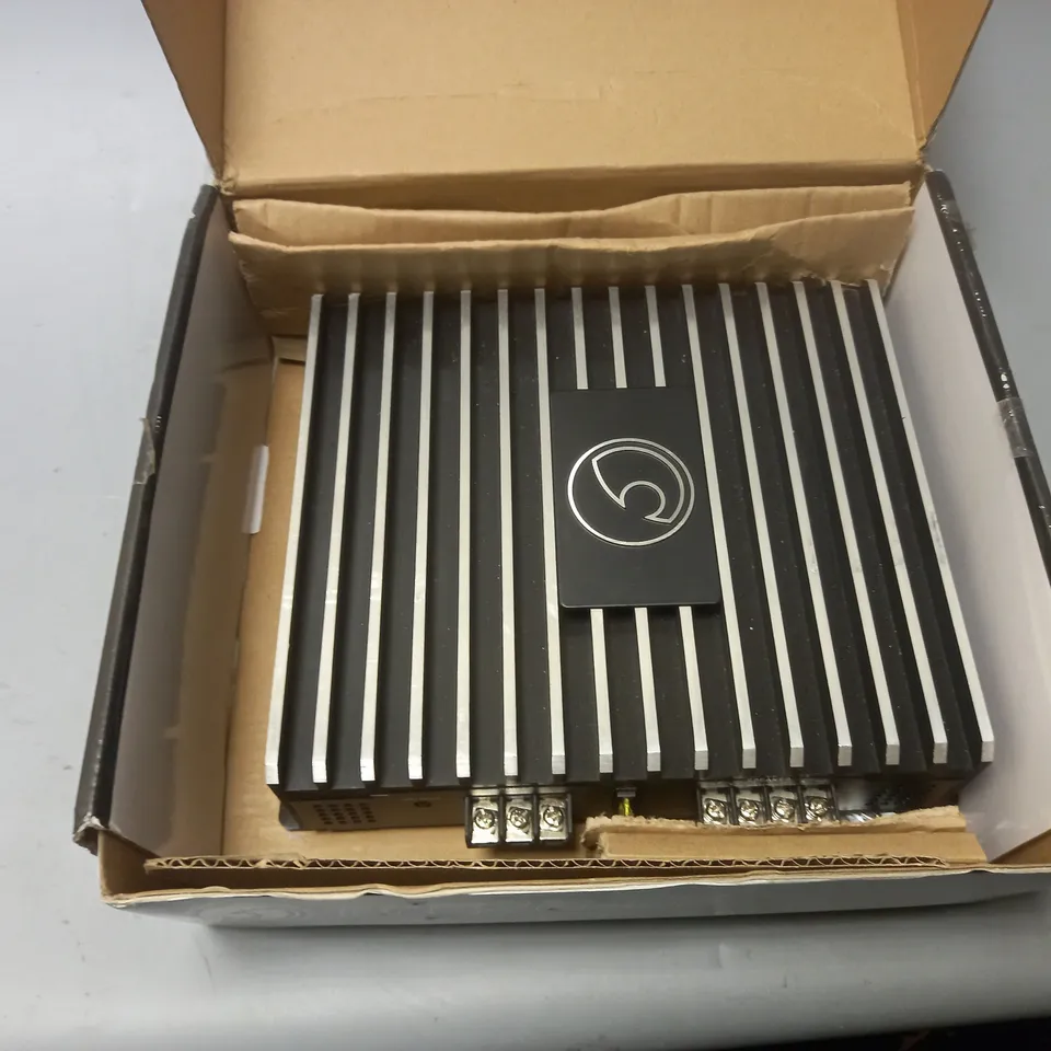 BOXED BASSFACE DB2.1 2CH MOSFET CLASS AB AMPLIFIER 