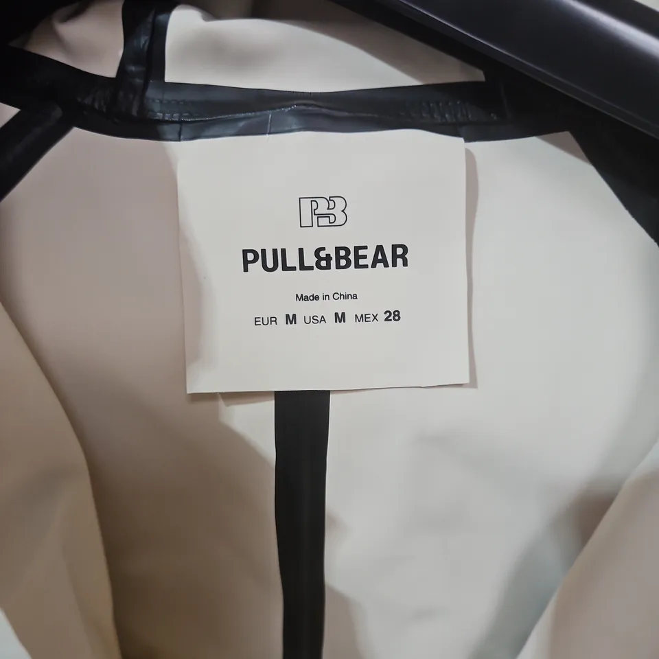 PULL&BEAR BEIGE LONG COAT – SIZE M (EU M / US M)